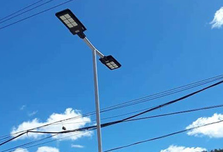 bright white solar garden lights