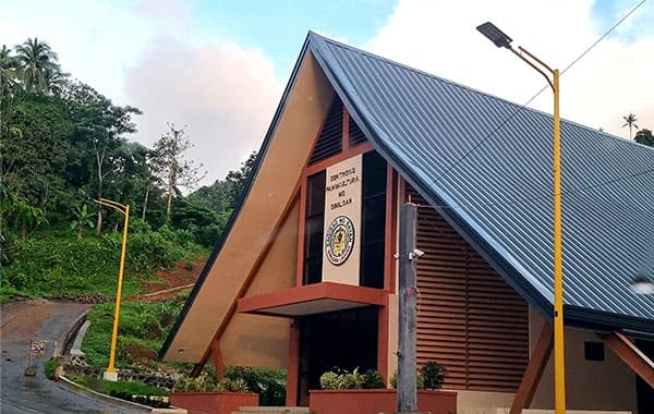 150 Sets of 180w All-in-one Solar Garden Lights Project in the Philippines
