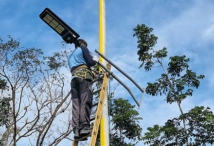 high brightness aluminum solar lightisgl05 gallery 5