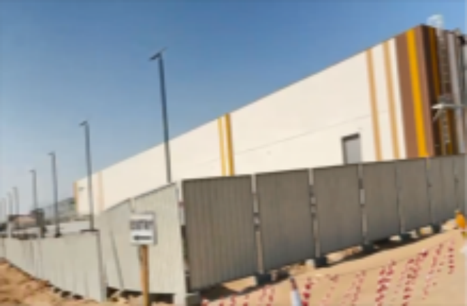 Anern 33 Sets of SLZ2-100W Solar Street Lights in UAE Public Infrastructure Project