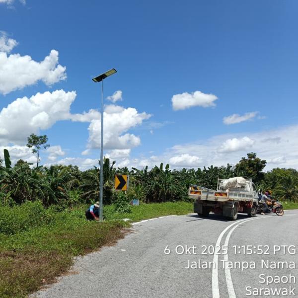 Anern Malaysia Solar Street Light Project Case Study: SLZ 60W + 120W All-in-One LiFePO4 Solar Street Lights, 921 Sets