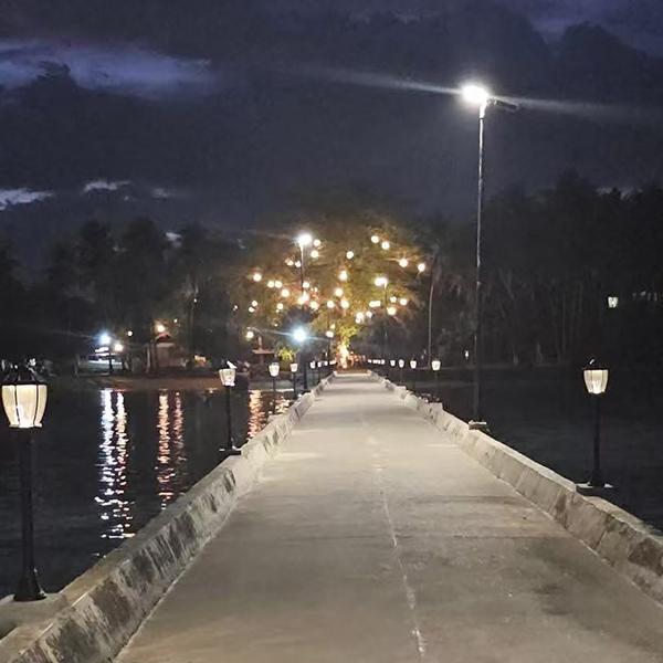 Anern_SLZ2-120W_Solar_Street_Lights_in_Philippines-1.jpg