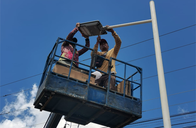 The Philippines Purchased and Installed ISSLC Solar Street Lights