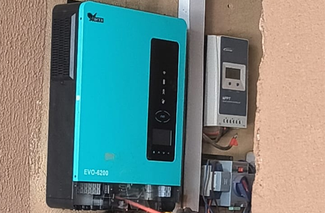 Anern EVO 6.2kW Hybrid Inverter with Battery Storage in Burkina Faso